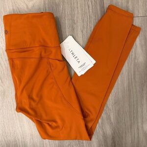 NWT Athleta Ultimate Stash 7/8 Tight